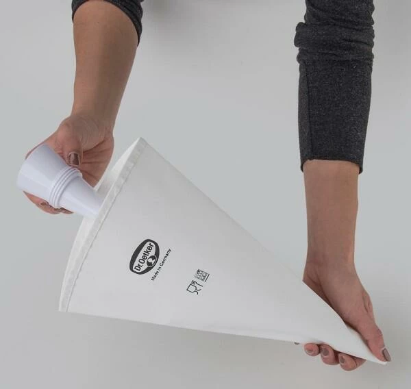 Dr. Oetker Spritzbeutel-Set, 4-teilig 2 Dr. Oetker Spritzbeutel-Set, 4-teilig – Bild 2