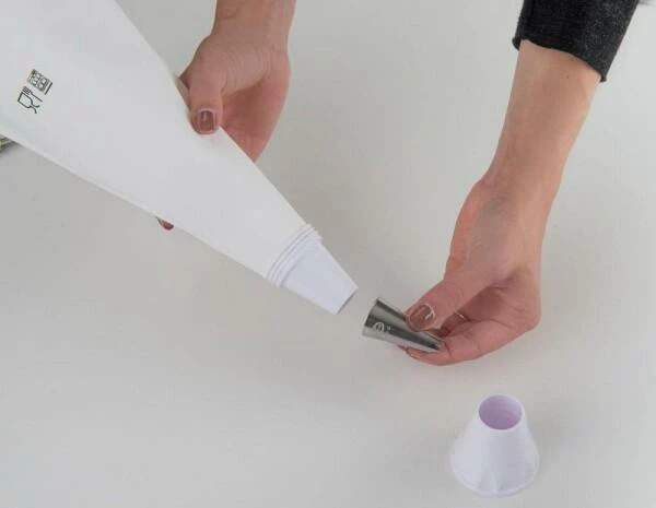 Dr. Oetker Spritzbeutel-Set, 4-teilig 3 Dr. Oetker Spritzbeutel-Set, 4-teilig – Bild 3