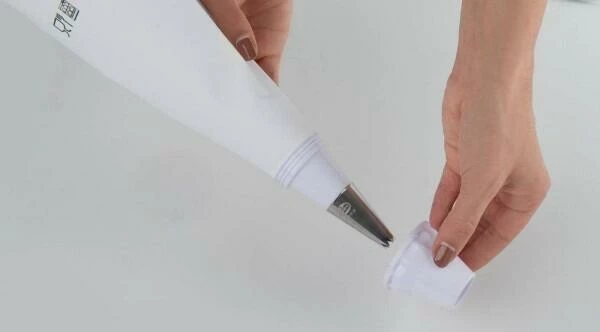 Dr. Oetker Spritzbeutel-Set, 4-teilig 4 Dr. Oetker Spritzbeutel-Set, 4-teilig – Bild 4