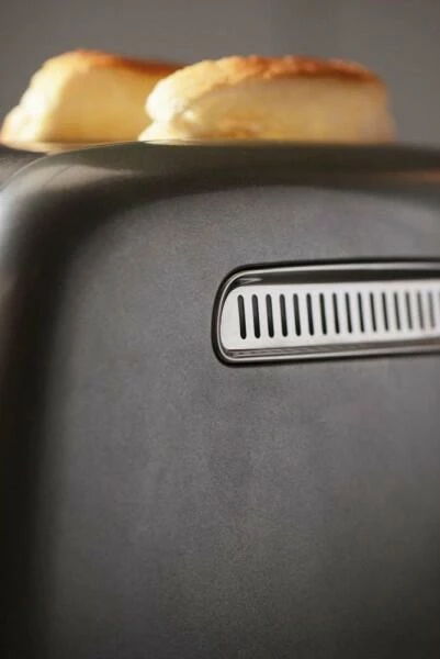 KitchenAid Toaster 2-Scheiben In Contur Silber 2 KitchenAid Toaster 2-Scheiben In Contur Silber – Bild 2