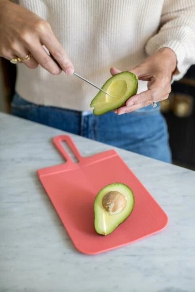 Koziol Faltbares Schneidebrett SNAP In Coral L 4 Koziol Faltbares Schneidebrett SNAP In Coral L – Bild 4