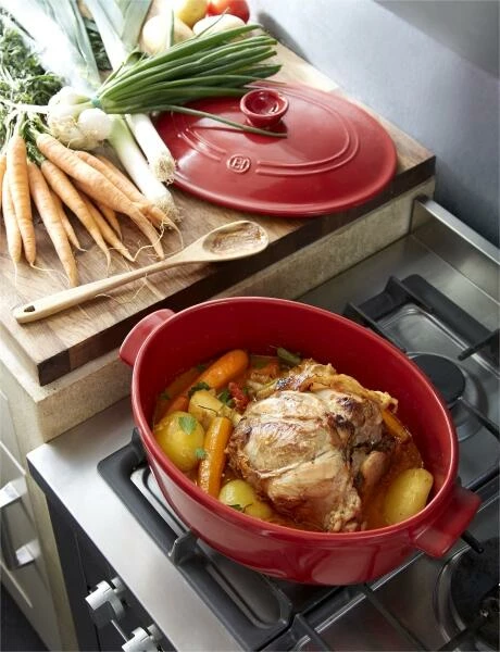 Emile Henry Schmortopf Oval In Granatapfel 31 Cm / 6 Liter 3 Emile Henry Schmortopf Oval In Granatapfel 31 Cm / 6 Liter – Bild 3