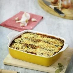 Emile Henry Gastro Emile Henry Gratinform Modern Classics Rechteckig In Rot 26 X 17,5 Cm / 1,1 Liter 5 Emile Henry Gastro Emile Henry Gratinform Modern Classics Rechteckig In Rot 26 X 17,5 Cm / 1,1 Liter -la rochere shop EH 962X Amb PlatFour Baker Lasagna V