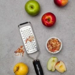 Microplane 2-Wege-Reibe Gourmet -la rochere shop MP Gourmet Series Ribbon Grater 45002 apples neu l