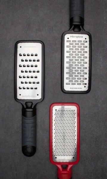 Microplane 2-Wege-Reibe Home in schwarz Microplane 2-Wege-Reibe Home In Schwarz -la rochere shop MP Home Series Fine group neu 4 l